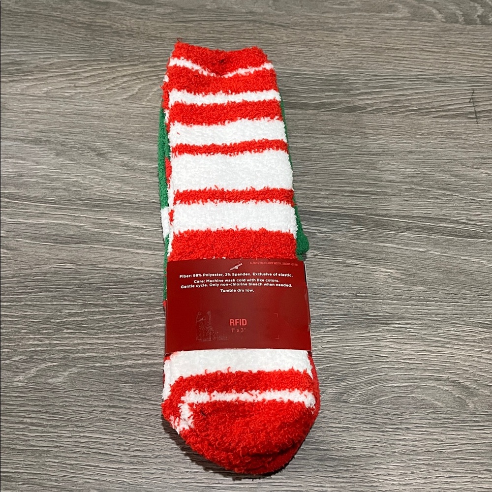 Kids / Womens Wondershop Festive Santa Crew Socks NWOT - Picture 4 of 4